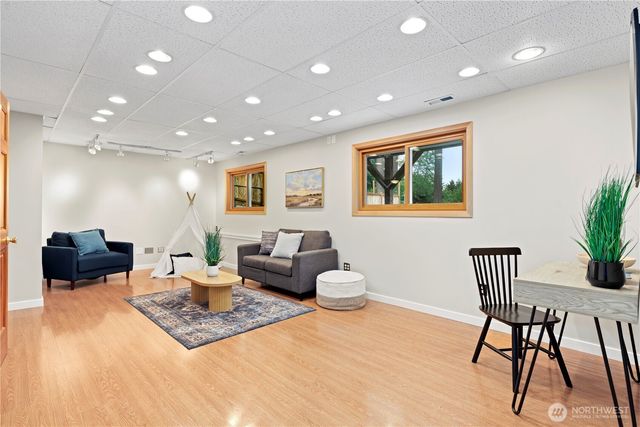 5734 S 300th Place, Auburn, WA 98001