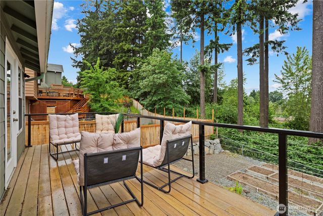 5734 S 300th Place, Auburn, WA 98001