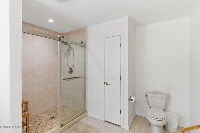 7 Ivy Hill Road, Lakewood, NJ 08701