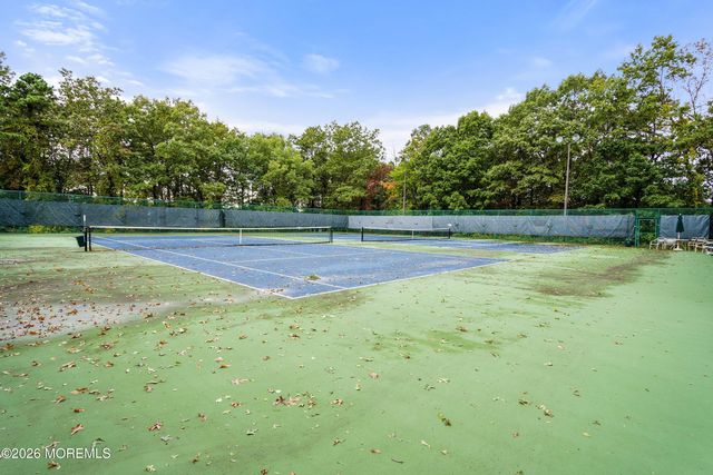 7 Ivy Hill Road, Lakewood, NJ 08701