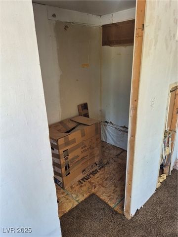 4651 East Navajo Boulevard, Pahrump, NV 89061