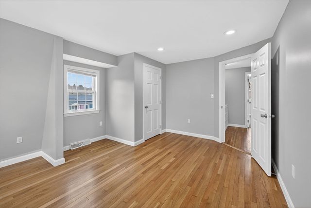 14 Cedarwood Rd, Billerica, MA 01821