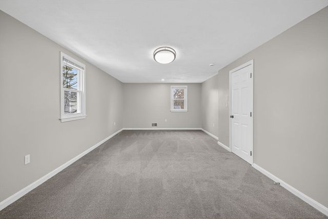 14 Cedarwood Rd, Billerica, MA 01821