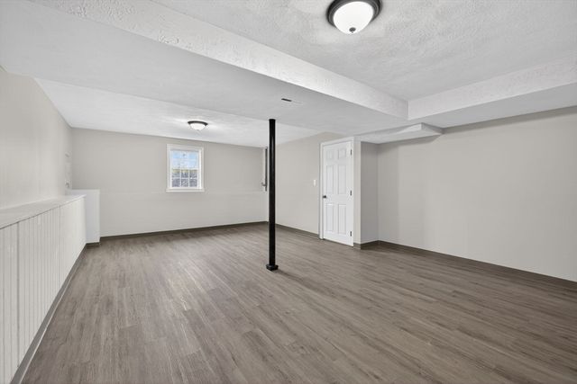 14 Cedarwood Rd, Billerica, MA 01821