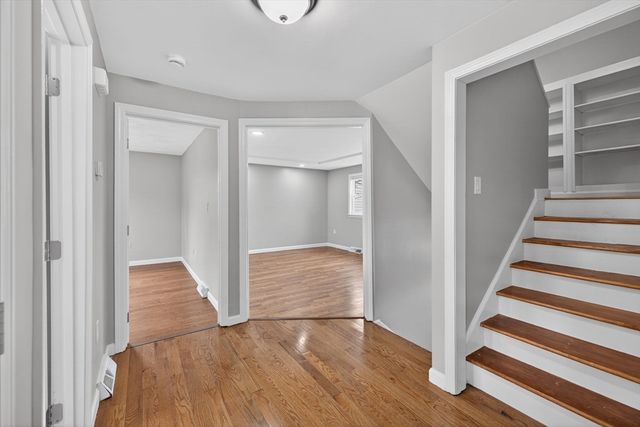 14 Cedarwood Rd, Billerica, MA 01821