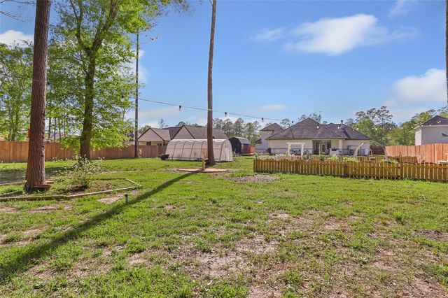 166 Road 6600, Dayton, TX 77535