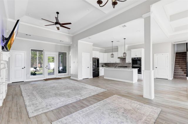 166 Road 6600, Dayton, TX 77535