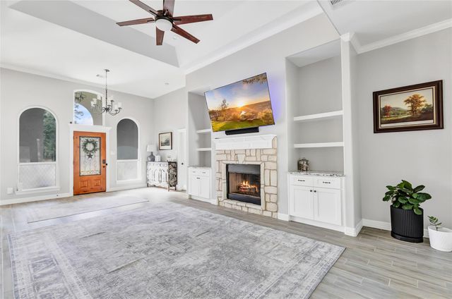 166 Road 6600, Dayton, TX 77535