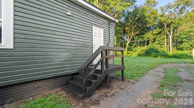 633 Austin Street, Albemarle, NC 28001