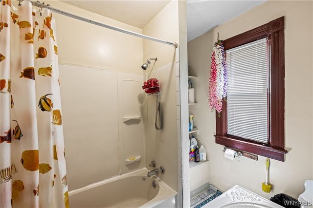 141 Peter Street, Buffalo, NY 14207