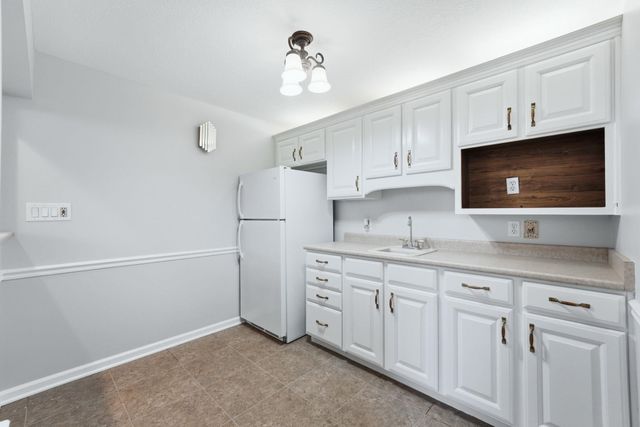 7415 Witling Boulevard, Roanoke, IN 46783