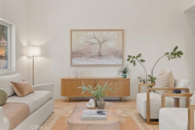 10505 Jordan, Chatsworth, CA 91311