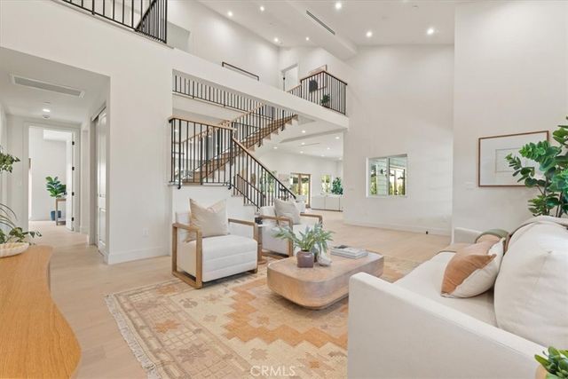 10505 Jordan, Chatsworth, CA 91311
