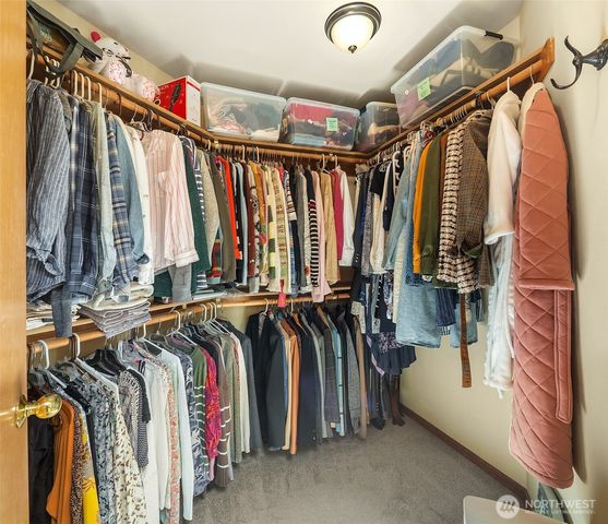 8504 199th Place SW, Edmonds, WA 98026