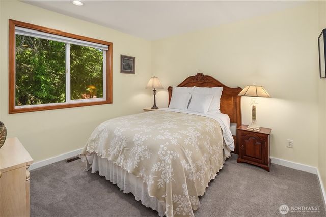 8504 199th Place SW, Edmonds, WA 98026