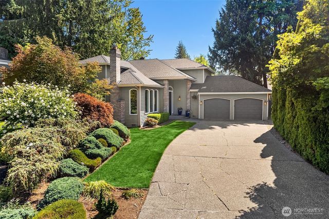 8504 199th Place SW, Edmonds, WA 98026