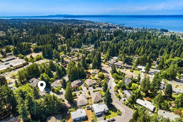 8504 199th Place SW, Edmonds, WA 98026