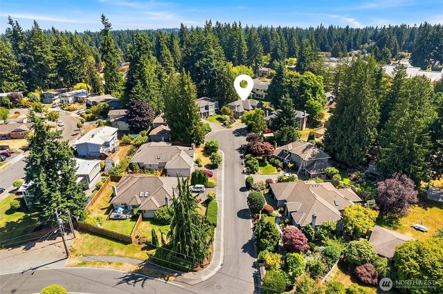 8504 199th Place SW, Edmonds, WA 98026