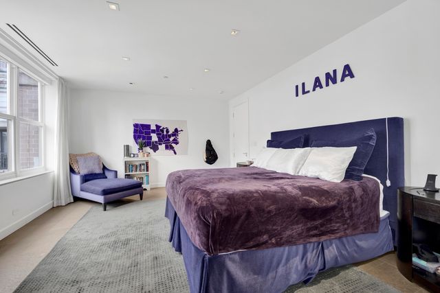 55 W DELAWARE Place 1120, Chicago, IL 60610