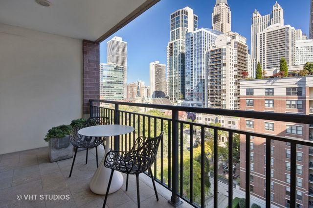 55 W DELAWARE Place 1120, Chicago, IL 60610
