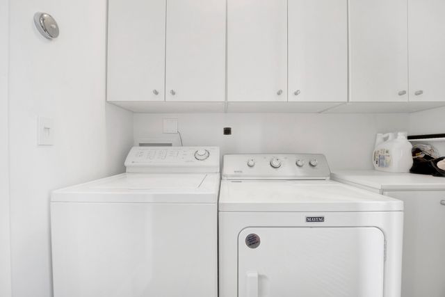 55 W DELAWARE Place 1120, Chicago, IL 60610