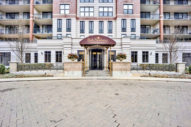 55 W DELAWARE Place 1120, Chicago, IL 60610