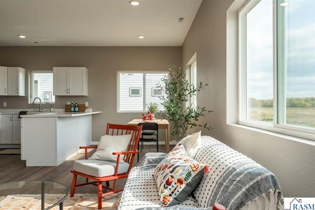 3105 Bassett Drive, Mankato, MN 56001