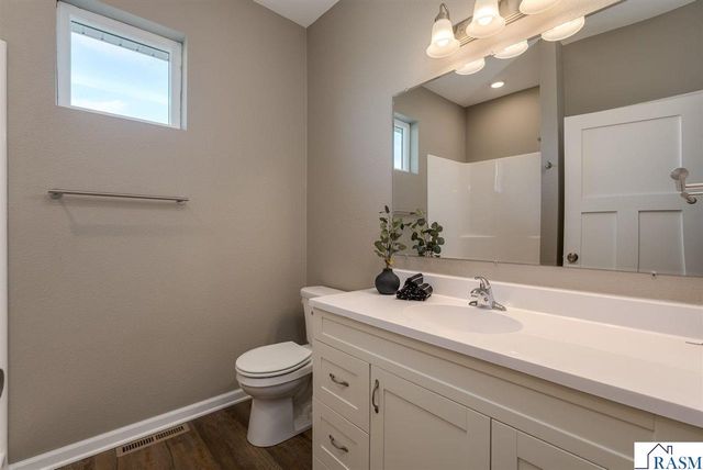 3105 Bassett Drive, Mankato, MN 56001