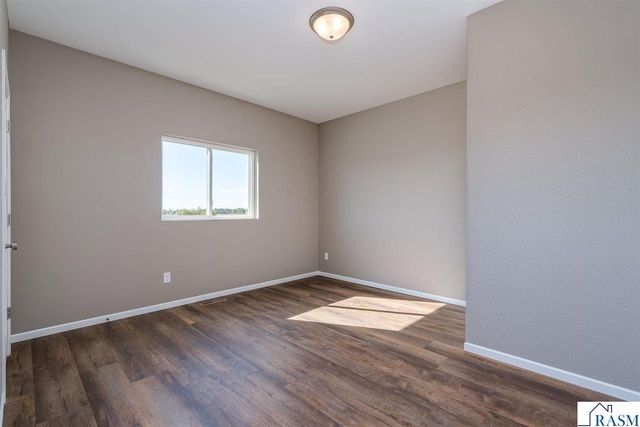 3105 Bassett Drive, Mankato, MN 56001