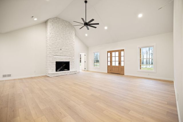 1577 Hunter Drive, Lancaster, KY 40444