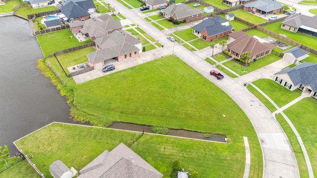 316 Port Royal Way, Houma, LA 70360