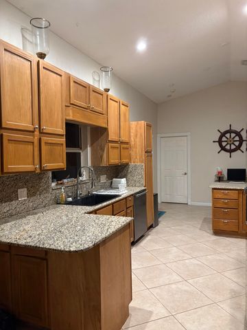 12543 N 73rd Ct Court N, The Acreage, FL 33412