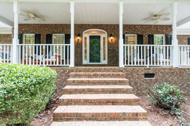 501 Colonels Court, Clover, SC 29710