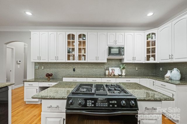 501 Colonels Court, Clover, SC 29710