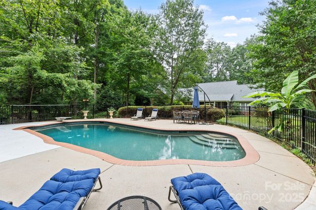 501 Colonels Court, Clover, SC 29710