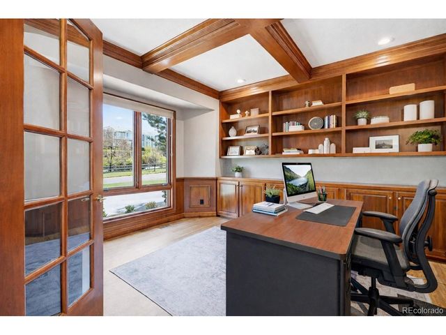 77 Falcon Hills Dr, Highlands Ranch, CO 80126