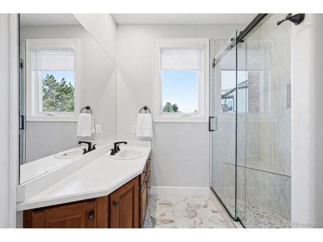 77 Falcon Hills Dr, Highlands Ranch, CO 80126