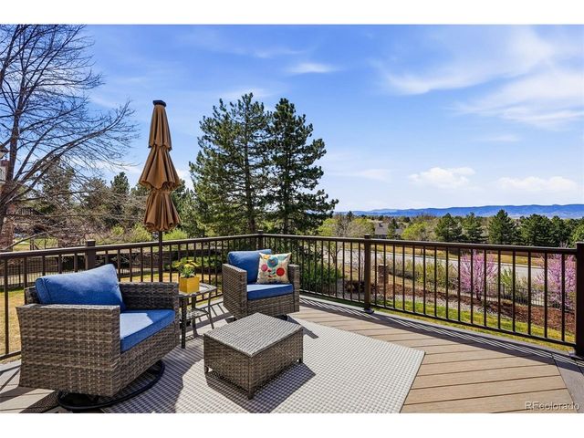 77 Falcon Hills Dr, Highlands Ranch, CO 80126