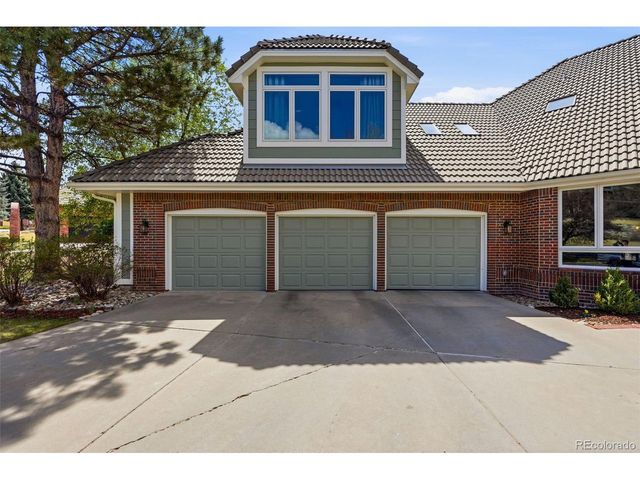 77 Falcon Hills Dr, Highlands Ranch, CO 80126