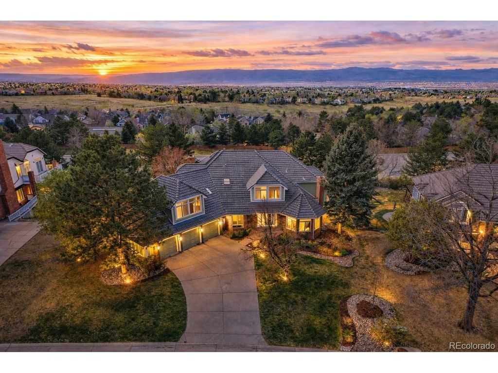 77 Falcon Hills Dr, Highlands Ranch, CO 80126