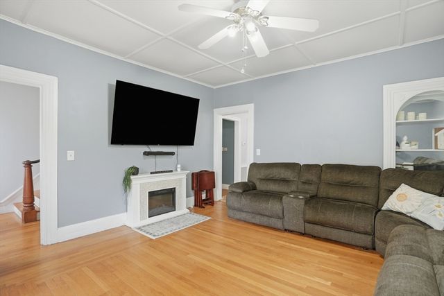 24 Mendon Street 24, Blackstone, MA 01504