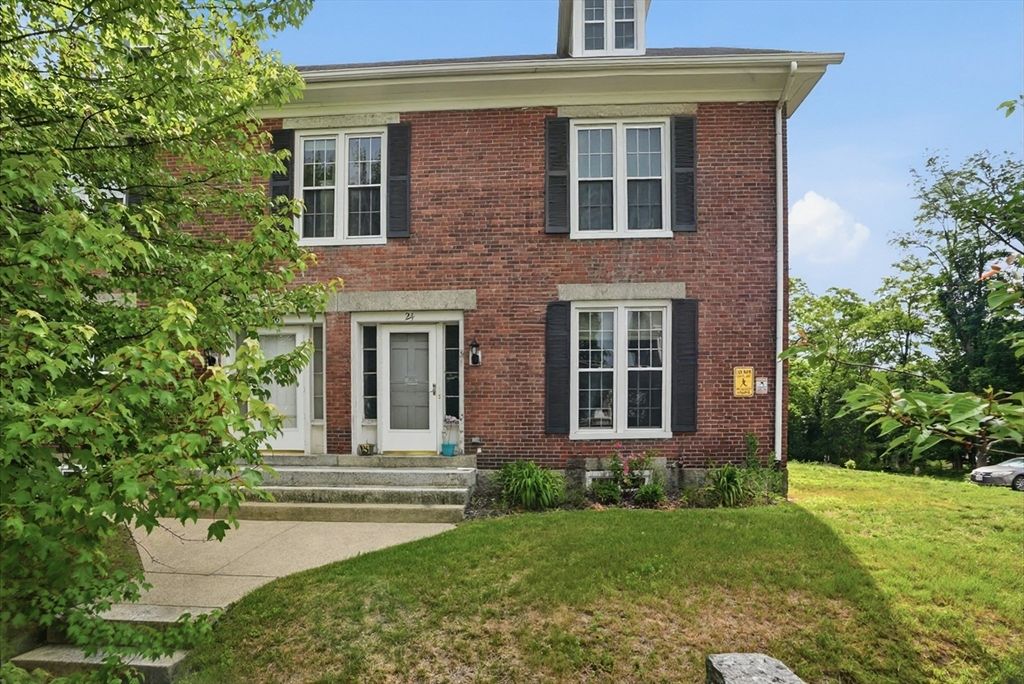24 Mendon Street 24, Blackstone, MA 01504
