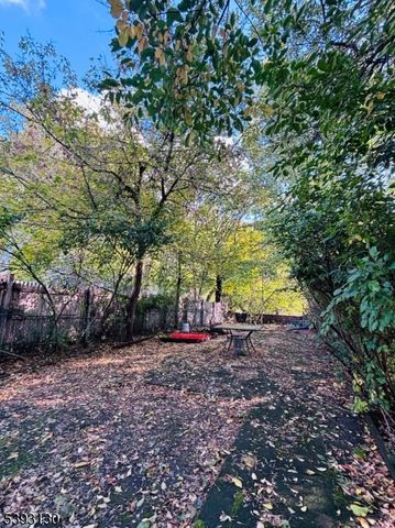 212 4Th St, Passaic City, NJ 07055