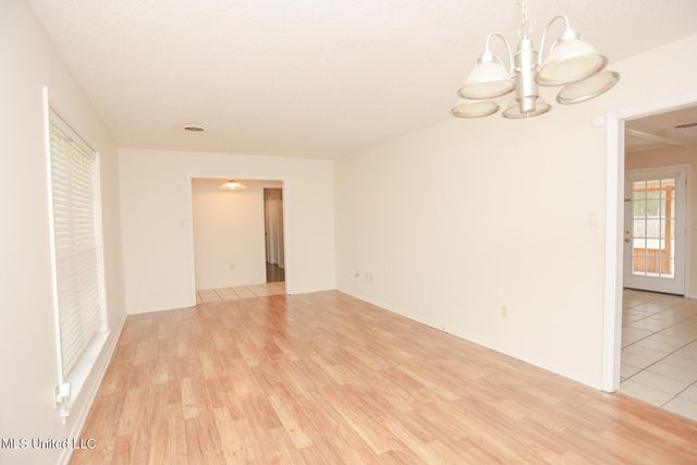 103 Hannah Drive, Clinton, MS 39056