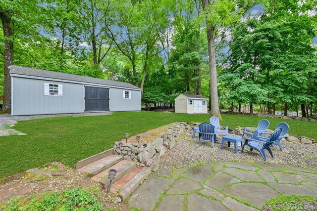 3 Hemion Way, Airmont, NY 10901