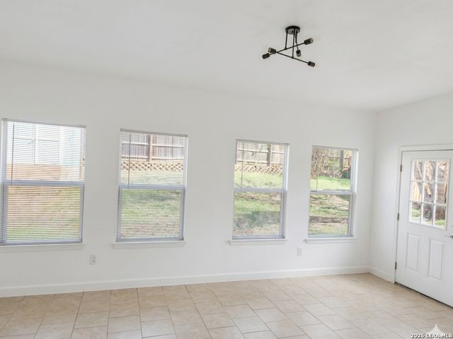 10402 Country Breeze, San Antonio, TX 78240