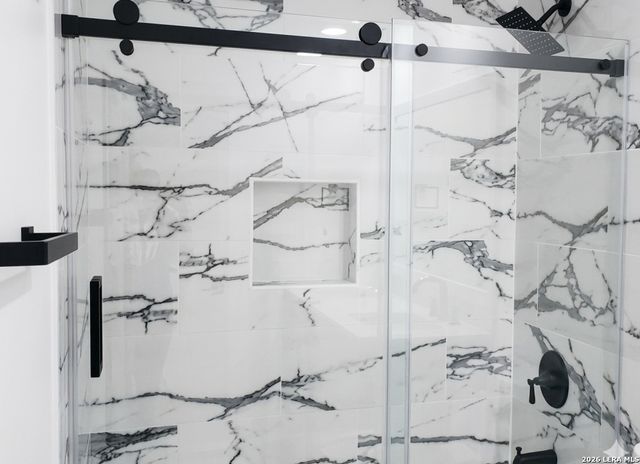 10402 Country Breeze, San Antonio, TX 78240