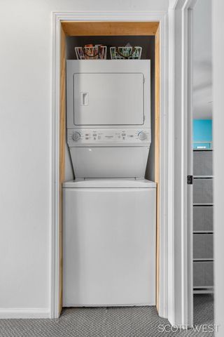 300 Farington Boulevard 16, Holland, MI 49423