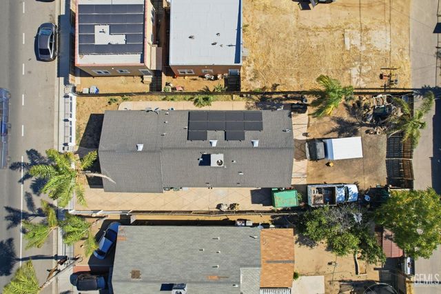 917 P Street, Bakersfield, CA 93304