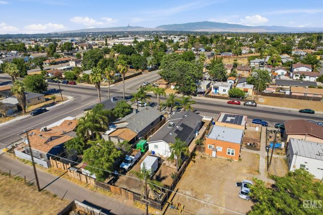 917 P Street, Bakersfield, CA 93304